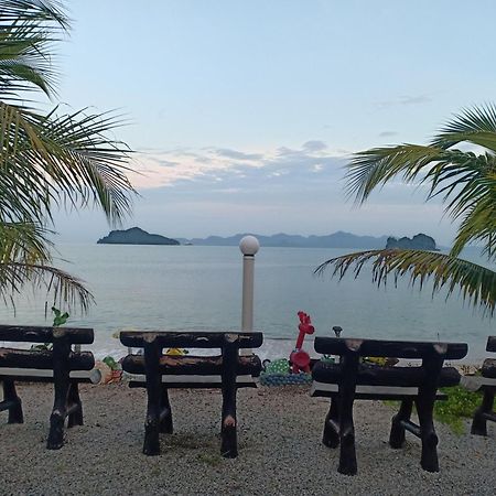 Langkawi Primrose Seaview Villa ภายนอก รูปภาพ